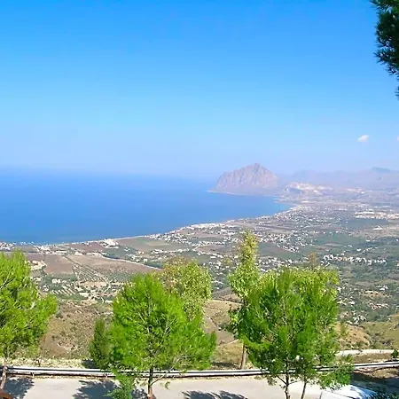 Verdeblu Bed and Breakfast 3*